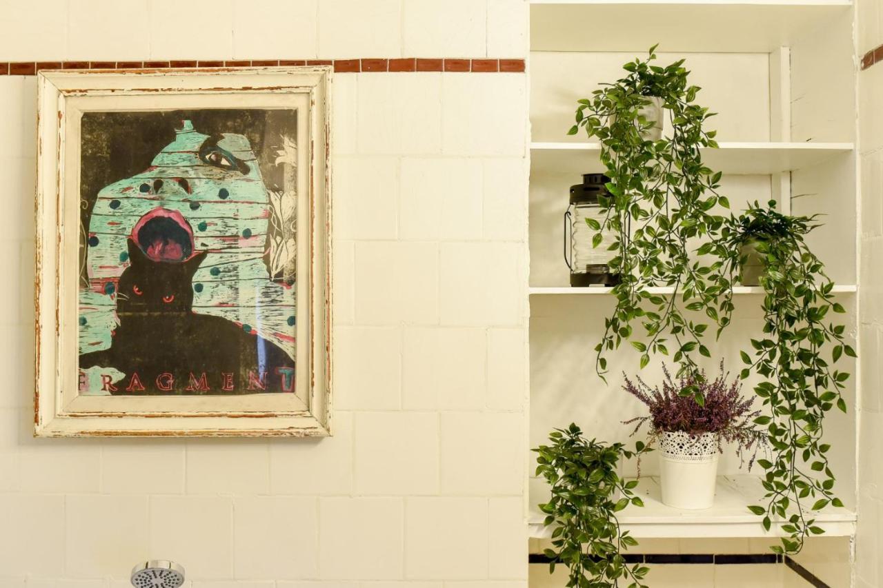 The Little Paris In Apartment Bucharest