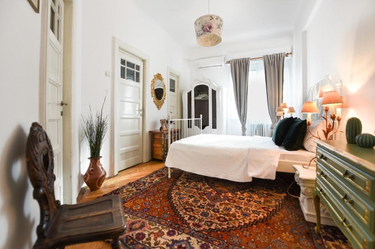 The Little Paris In Apartament Bucureşti